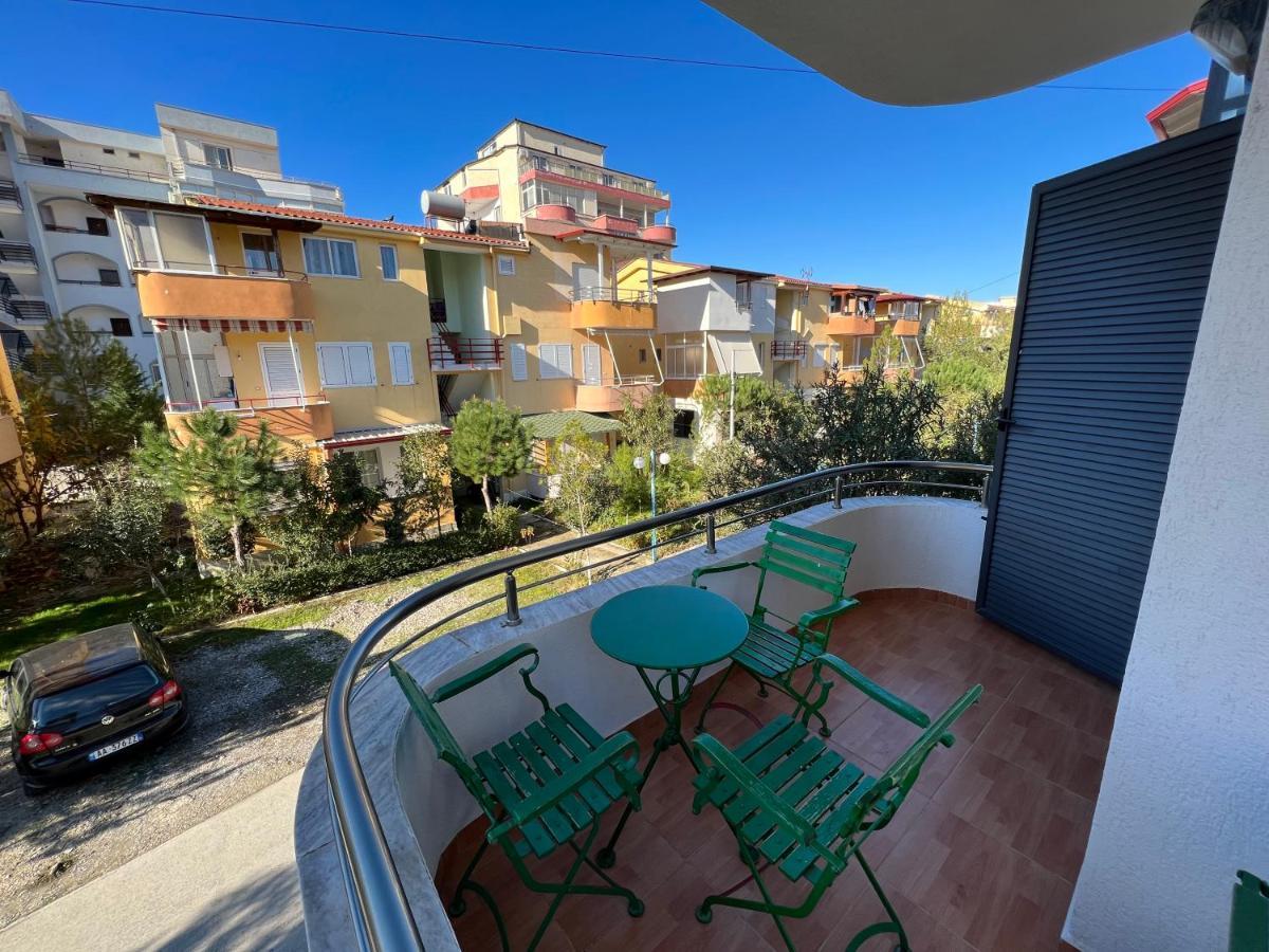 Gazi'S Apartament For Rent Golem  Extérieur photo